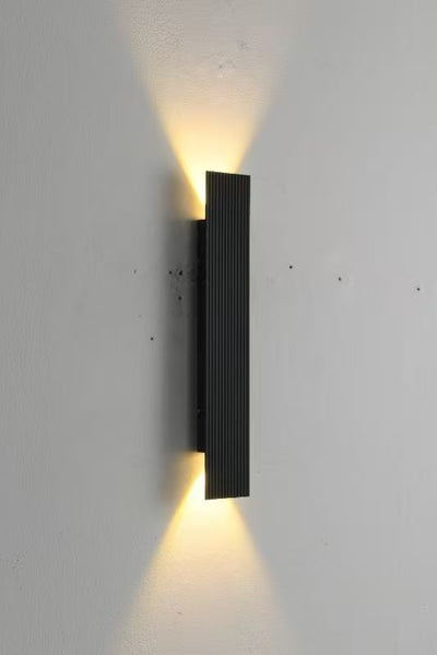 Black IP65 Outdoor LED Wall Sconce – Square, 6W or 18W, Hardwired